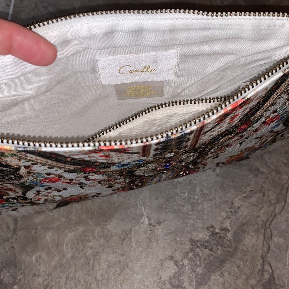 CAMILLA *Shakespeare’s Garden* ivory floral baroque style crystal clutch bag - Picture 8 of 8